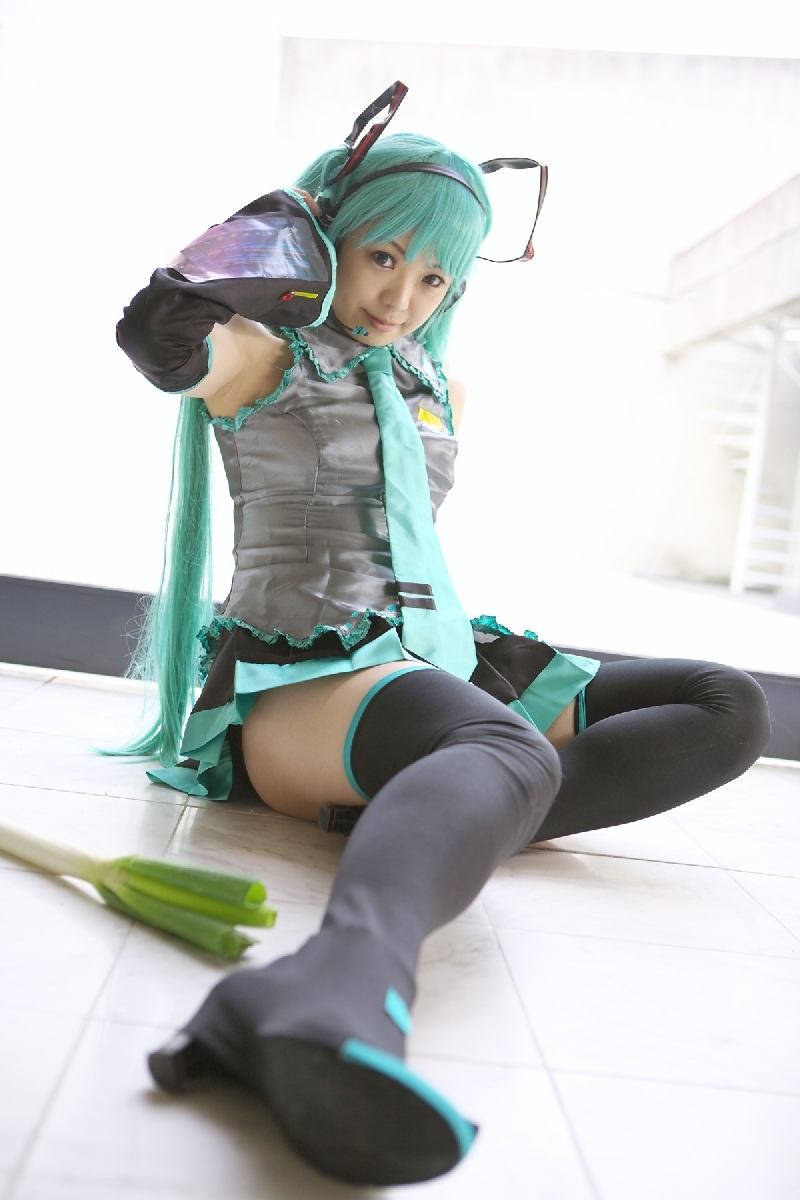 [Cosplay]  Vocaloid - Sexy Hatsune Miku